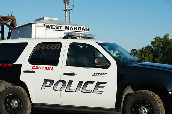 The ROCC works directly with BNSF’s police special agents in the field. The ROCC works directly with BNSF’s police special agents in the field.